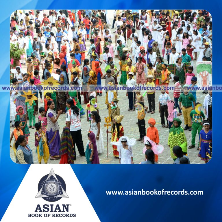 Highest Number of Participants in a Fancy Dress Contest (Single Venue)