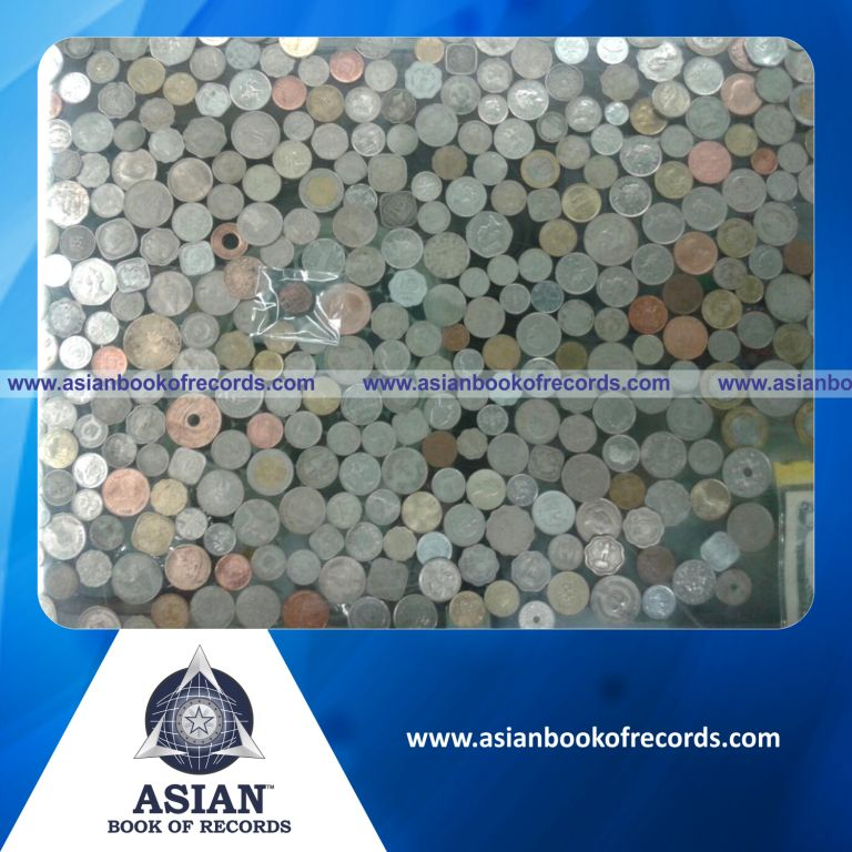 Largest Collection of 25 Paise Coins