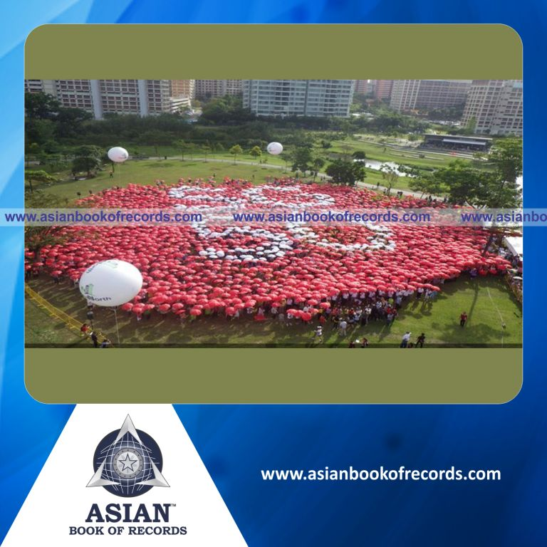 Largest Human Formation of the SG50 Logo